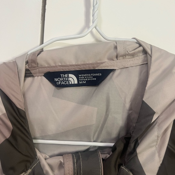 North face light shell - Picture 3 of 3